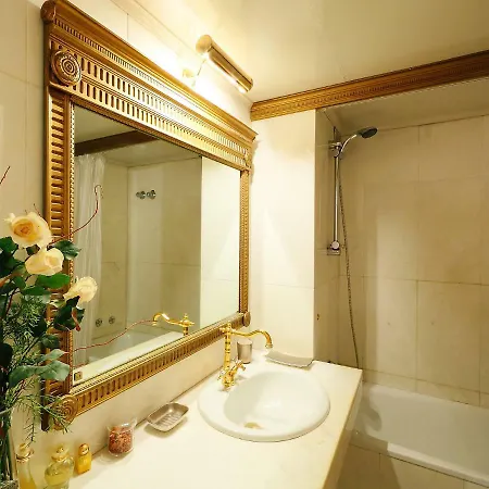 Plaza De Catalunya - Pso- De Gracia By Interhome Apartment